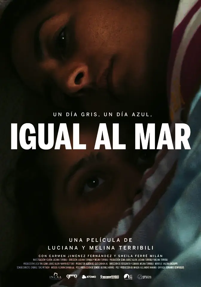 Un día gris, un día azul, igual al mar